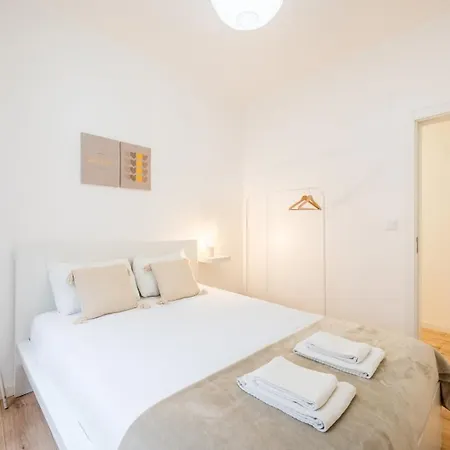 Guestready - Modern Comfort In Алмада