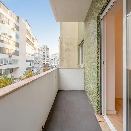 Guestready - Modern Comfort In * 阿尔马达