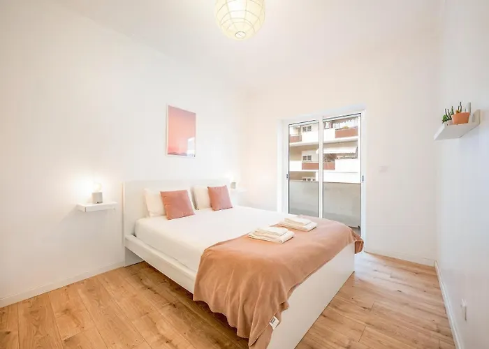 Guestready - Modern Comfort In 阿尔马达