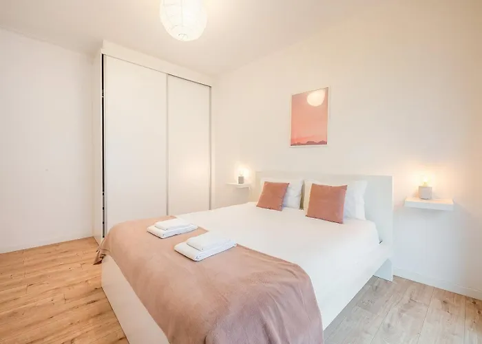 公寓 Guestready - Modern Comfort In 阿尔马达