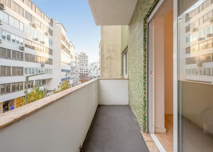 Guestready - Modern Comfort In * 阿尔马达